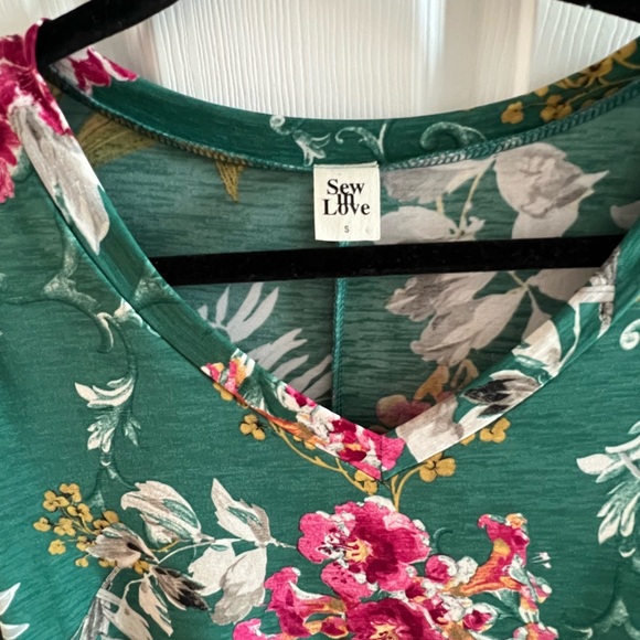 Floral Green Dress small - Picture 2 of 4